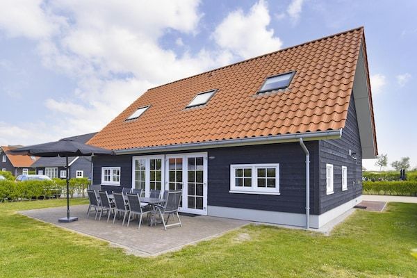 Buitenkant - Comfort aan zee met tuin in Nieuwvliet (1)