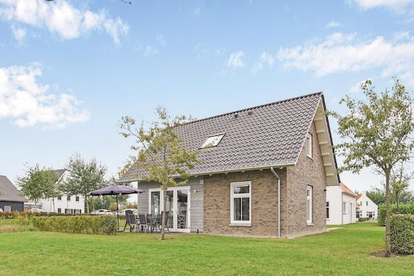Buitenkant - Zeeuws Huis voor Alle Leeftijden in Nieuwvliet (1)