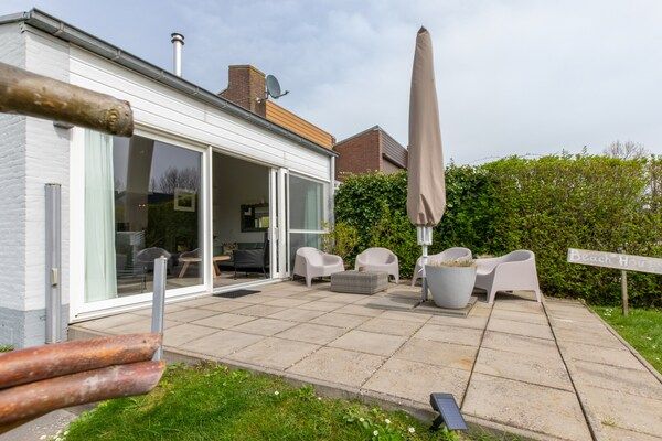 Terras - Vakantiehuis in Nieuwvliet bij het Strand in Nieuwvliet (4)