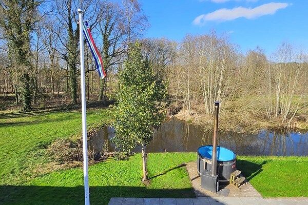 Wellness - Huis in Vlagtwedde met Sauna en Hot Tub in Vlagtwedde (2)