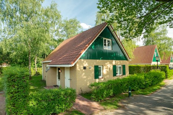 Buitenkant - Vakantiehuis in Diessen bij Groen Park in Diessen-Baarschot (1)