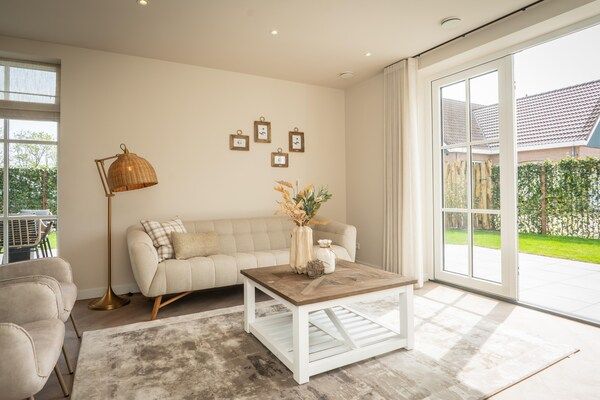 Woonkamer - Villa op Texel bij Strand en Bos in De Koog (2)
