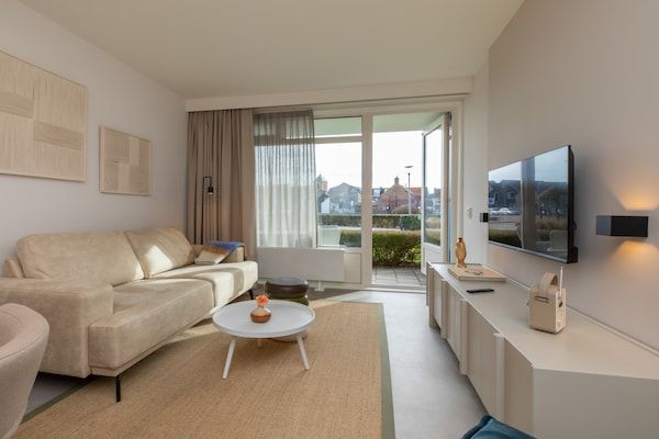 Woonkamer - Appartement in Zoutelande bij het strand in Zoutelande (1)