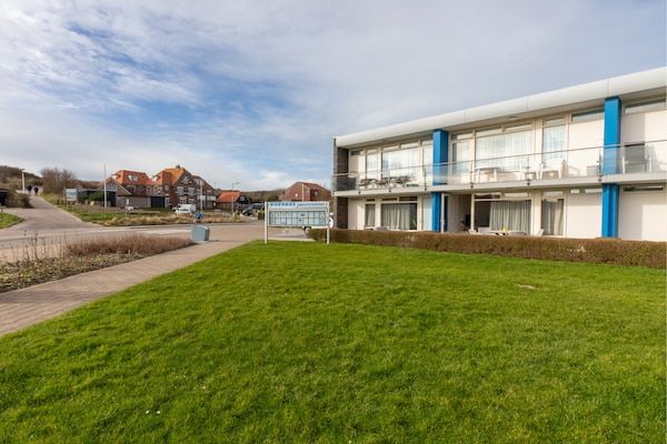 Buitenkant - Appartement in Zoutelande bij het strand in Zoutelande (5)