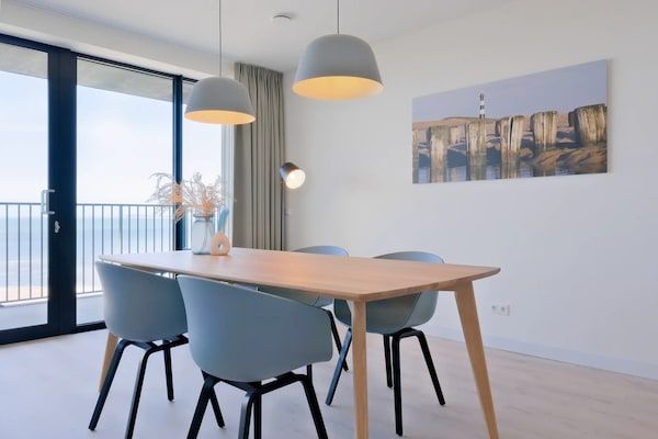 Buitenkant - Appartement met uitzicht op zee en balkon in Breskens (2)
