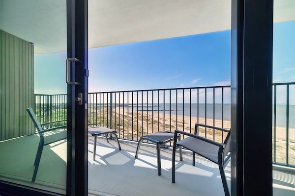 Buitenkant - Appartement met uitzicht op zee en balkon in Breskens (5)