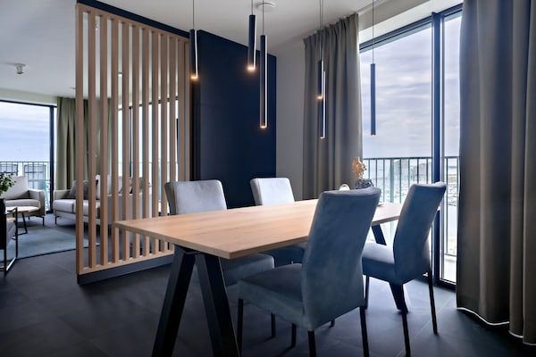 Eetkamer - Appartement in Breskens bij het Strand in Breskens (4)