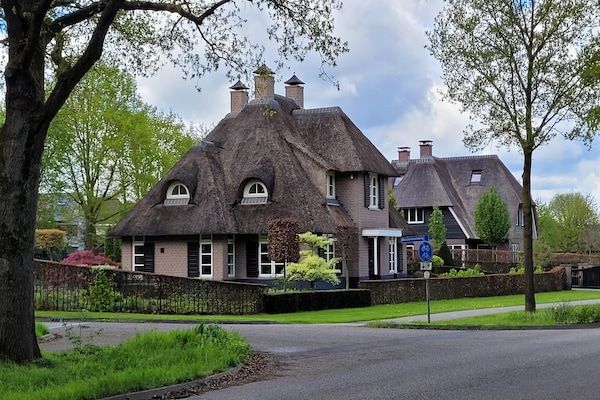 Buitenkant - Villa in Overloon bij Oorlogsmuseum en Zoo in Overloon (4)