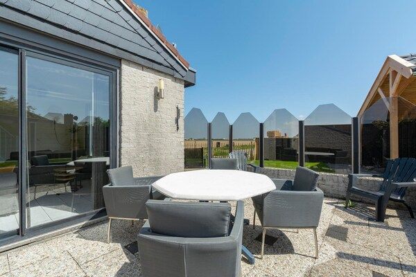 Terras - Vakantiehuis in Julianadorp bij Strand in Julianadorp aan Zee (3)