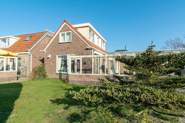Buitenkant - Vakantiehuis Groote Keeten bij Strand in Groote Keeten (1)