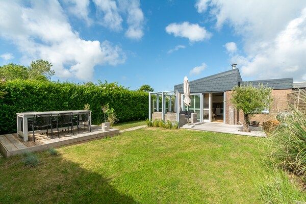 Tuin - Bungalow in Callantsoog bij het Strand in Callantsoog (1)