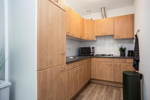 Keuken - Appartement aan Zee, Dieren welkom in Julianadorp aan Zee (3)