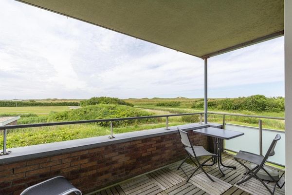 Terras - Appartement in Groote Keeten bij Strand in Groote Keeten (5)