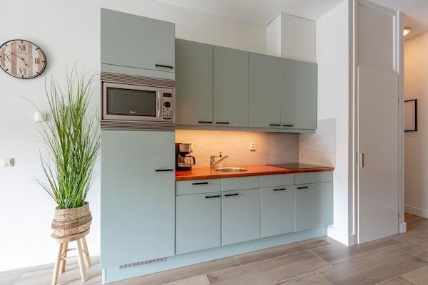 Keuken - Appartement aan het strand in Nederland in Callantsoog (3)