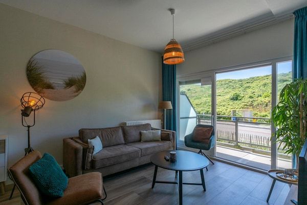 Woonkamer - Appartement aan het strand in Nederland in Callantsoog (1)