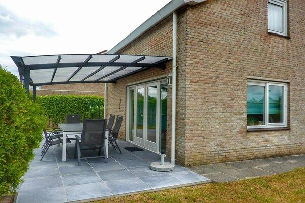 Terras - Kustbungalow met tuin in Breskens (4)