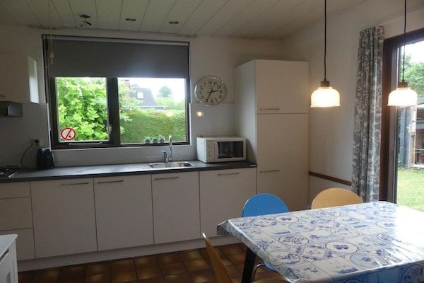 Keuken - Gezins- en huisdiervriendelijke ontsnapping in Breskens (3)