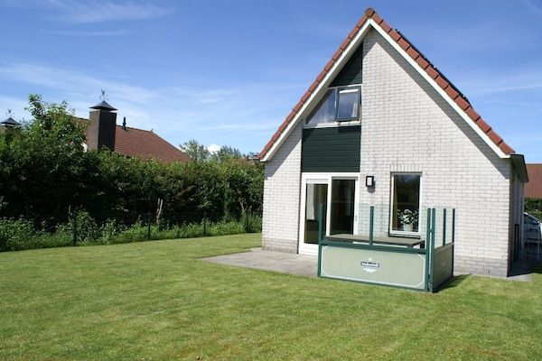 Buitenkant - Huis in Breskens bij stranden in Breskens (1)