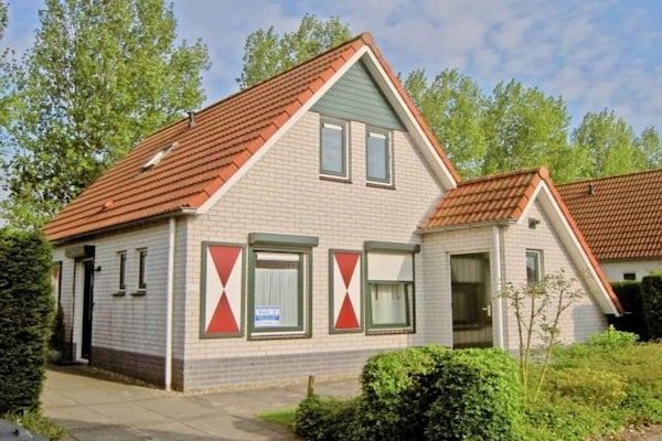 Buitenkant - Vakantiehuis Breskens bij de kust in Breskens (1)