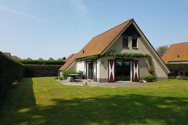 Buitenkant - Vakantiehuis Breskens bij de kust in Breskens (5)