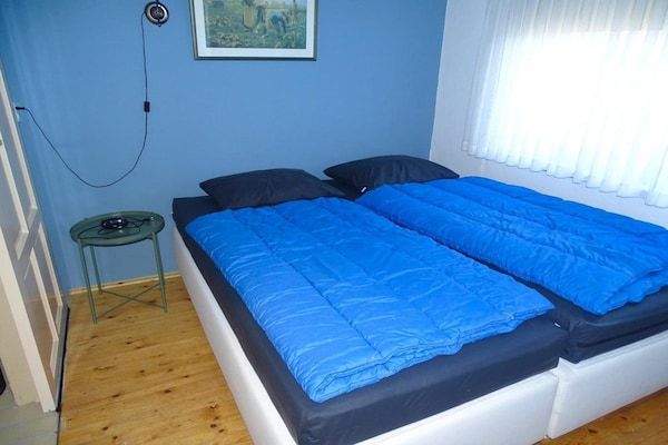 Slaapkamer - Huisdiervriendelijke vakantie in Zeeland in Schoondijke (4)