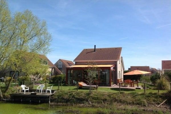 Buitenkant - Huisdiervriendelijk huis aan de kust in Breskens (5)