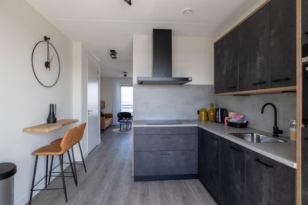 Keuken - Retraite aan zee, Sint-Annaland in Sint-Annaland (4)