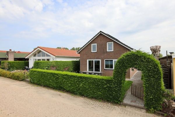 Untagged - Waterlelie Vakantiepark De Groote Vliet in Wervershoof (3)