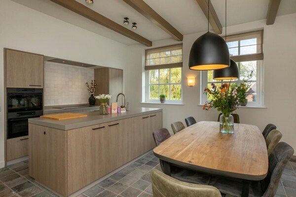 Keuken - Boerderij in Zeeland met molenuitzicht in Heinkenszand (3)