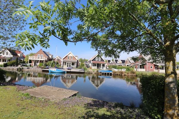 Uitzicht - Bungalow in Zuid-Holland aan het water in Simonshaven (3)