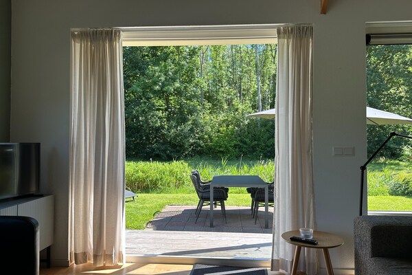 Uitzicht - Verblijf op het Friese platteland vlakbij zee in Tzummarum (5)