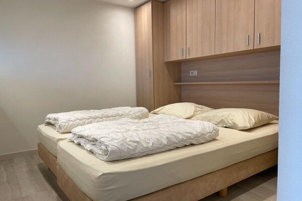 Slaapkamer - Appartement in Groede bij het Strand in Groede (4)