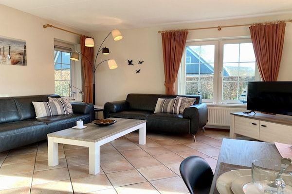 Keuken - Vakantievilla vlakbij bos, strand met sauna in Sint Maartenszee (2)
