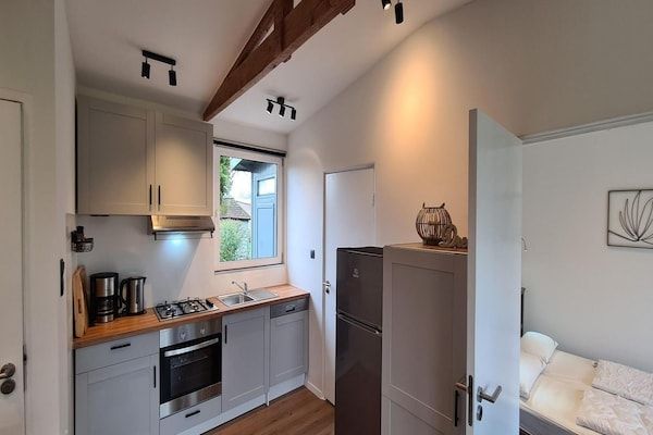 Keuken - Mooie bungalow in Sint Maartenszee in Sint Maartenszee (4)