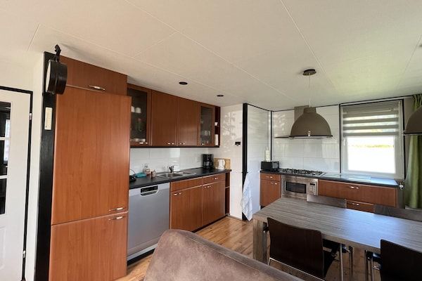 Keuken - Vakantiehuis voor 4 personen op Sint Maartenszee in Sint Maartenszee (4)