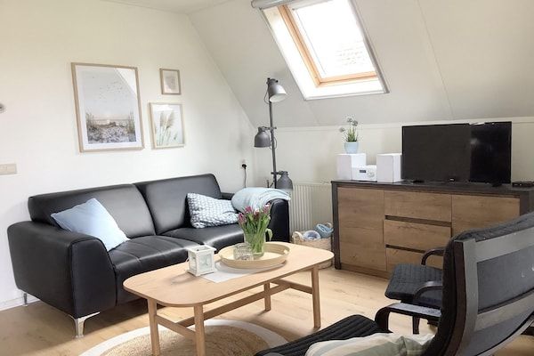 Woonkamer - 3 slaapkamers, 6 persoons, geschikt voor een familievakantie! in Burgerbrug (3)