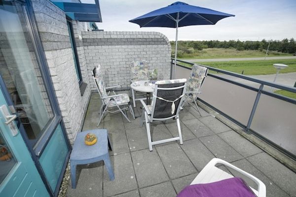 Uitzicht - Gemeubileerd appartement aan de duinen in Sint Maartenszee (2)
