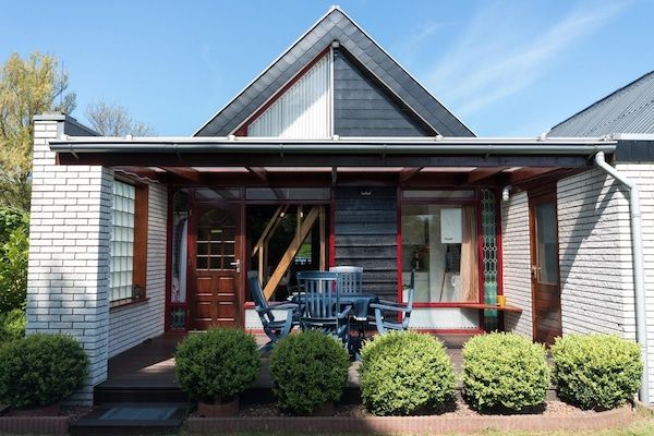Buitenkant - Bungalow aan de Noord-Hollandse kust in Sint Maartenszee (1)