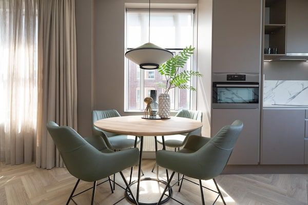 Eetkamer - 2-slaapkamerappartement in Haugue in Den Haag (3)