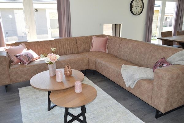 Woonkamer - Vakantiehuis in Bemelen bij natuurgebied in Bemelen (3)