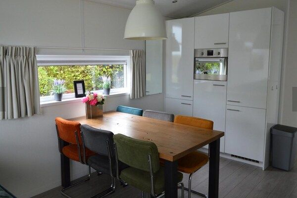 Eetkamer - Vakantiehuis bij Bemelerberg Natuurgebied in Bemelen (3)