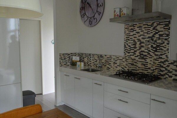 Keuken - Vakantiehuis bij Bemelerberg Natuurgebied in Bemelen (4)