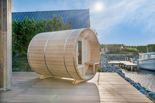 Voorzieningen - Hot Tub Retreat met aanlegsteiger in Noardburgum (2)