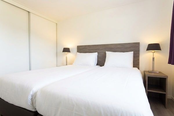 Slaapkamer - Rustig vakantiehuis in Noordwijk in Noordwijk (5)