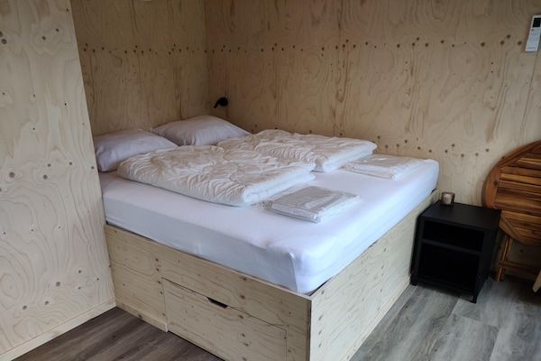 Slaapkamer - Hut in de natuur bij wandelpaden in Scherpenzeel (FR) (2)