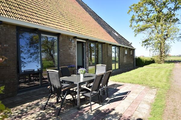 Buitenkant - Appartement in Workum bij IJsselmeer in Workum (1)