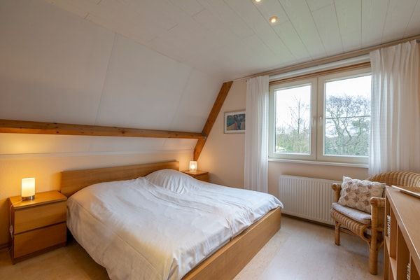 Slaapkamer - Shrimp 14 huis in Callanstoog vlakbij het strand in Callantsoog (4)