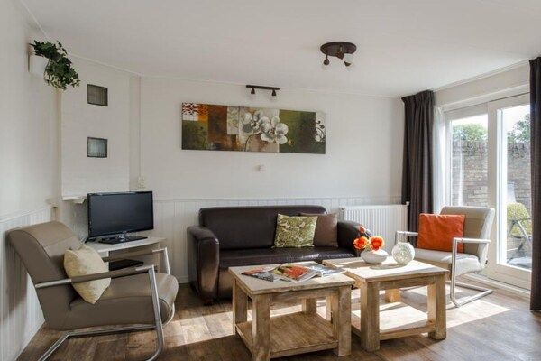Untagged - Vakantiehuis in Nes met zwembad in Nes (4)