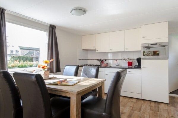 Untagged - Vakantiehuis in Nes met zwembad in Nes (5)