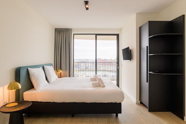 Slaapkamer - Appartement met uitzicht op de Westerschelde in Breskens (4)
